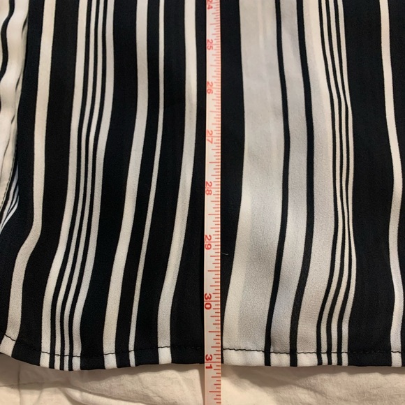 Jones Studio Oversized Blouse - Size Small - Picture 7 of 9